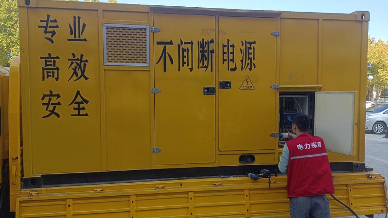 高淳柴油发电机组和UPS电源配合使用时，如何避免切换过程中的电力中断？