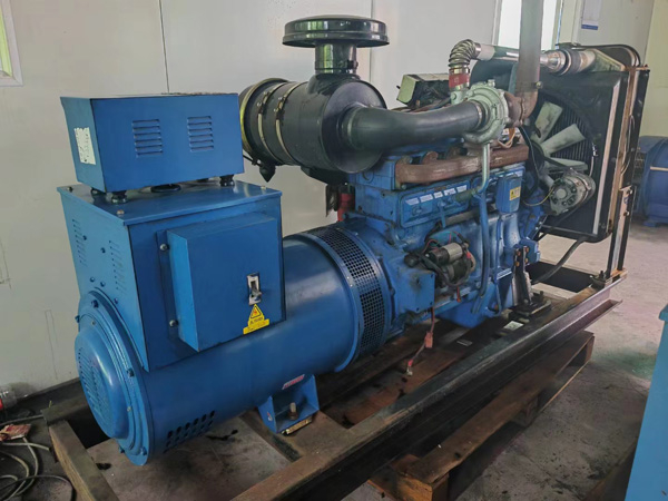 高淳100kW柴油发电机组使用多级机油有哪些优缺点？